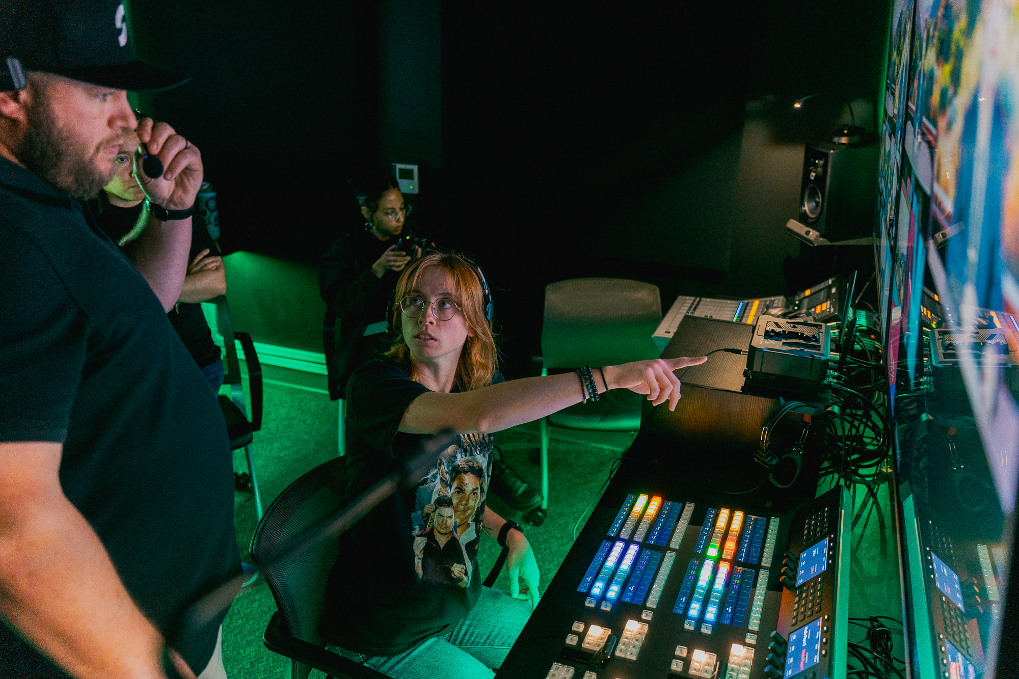 A student and instructor collaborate in Studio215.